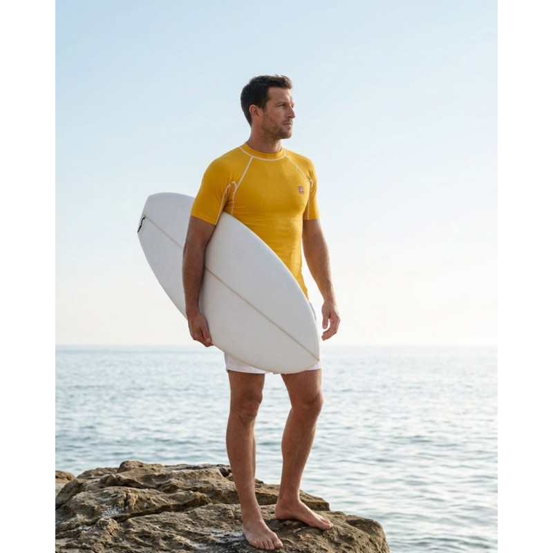 Men's UPF 80 UV T-shirt – PANTONE - 23