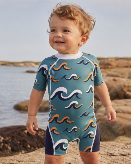Combinaison anti-UV UPF 80 vague — lifestyle
