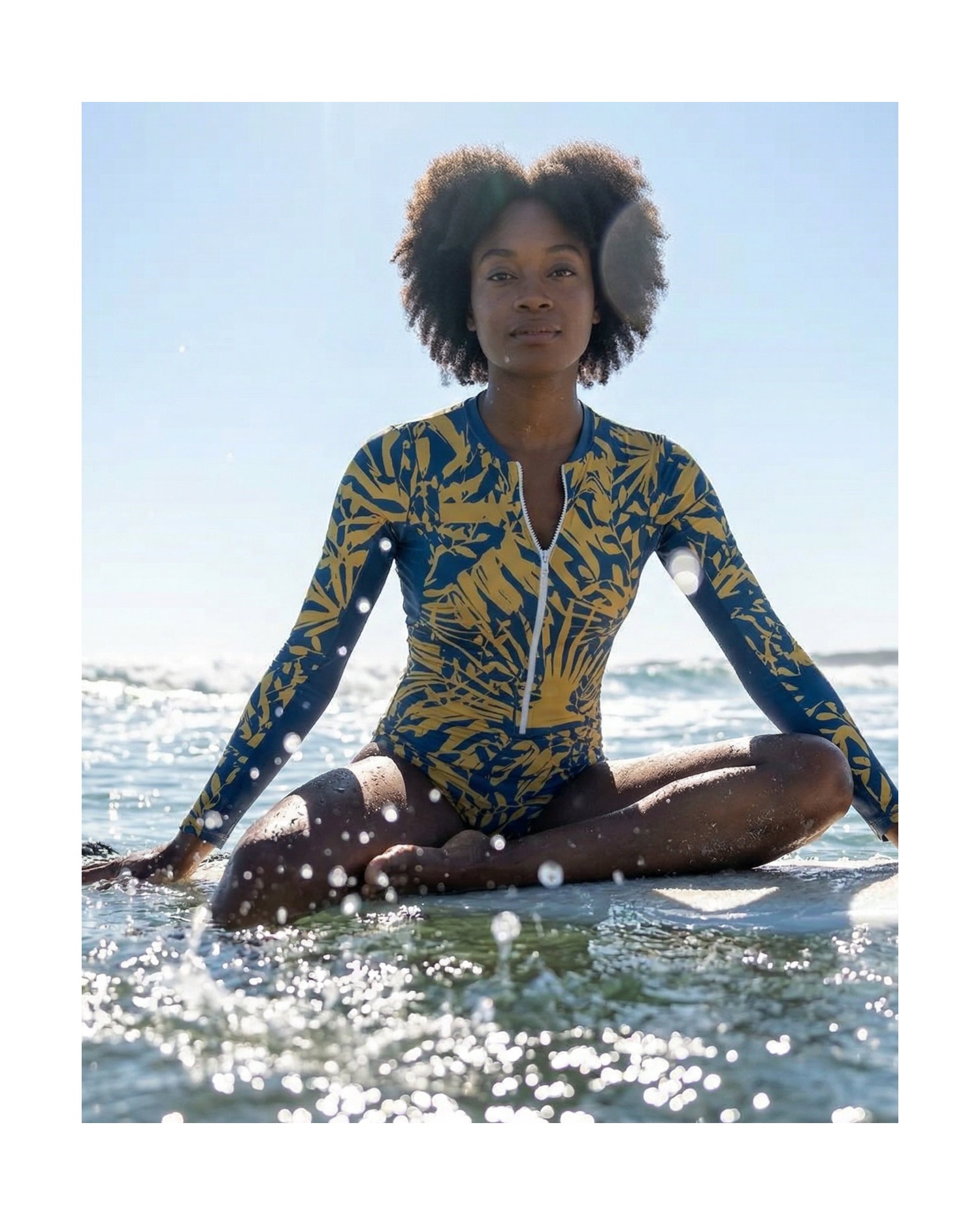 Combinaison femme UVEA – FEUILLAGE JAUNE – lifestyle 2