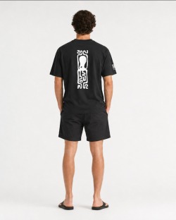 Tee-shirt coton OCTOPUS vu de dos en studio, motif poulpe totem blanc
