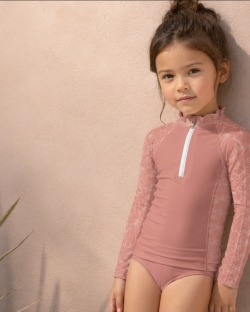 Tee-shirt anti-UV UPF 50+ enfant coquillage — manche longue (lifestyle)