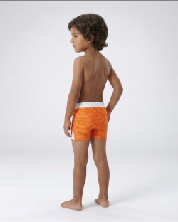 Badeshorts Jungen – PANTONE Orange