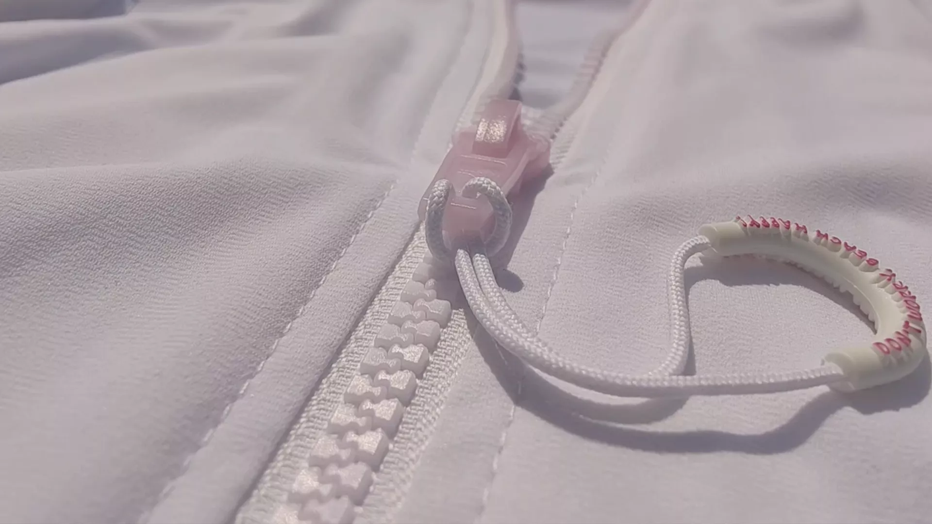 Zip photochromique UVEA qui se colore sous les UV