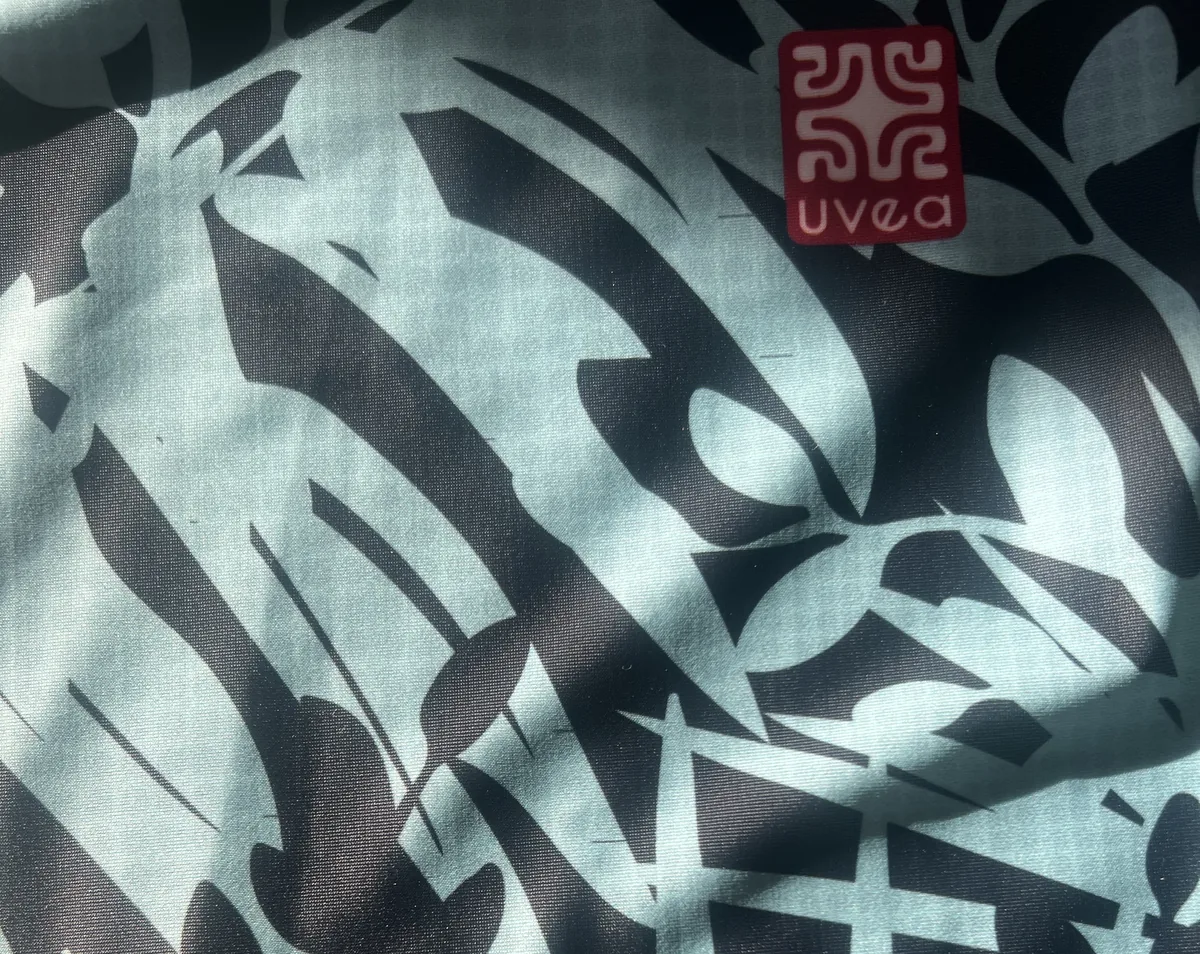 Tissu anti-UV UVEA imprimé par sublimation, motif feuillage
